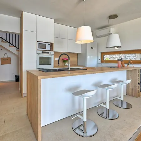 Roberta Zadarvillas Villa Turanj