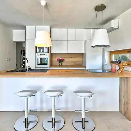 Roberta Zadarvillas Turanj