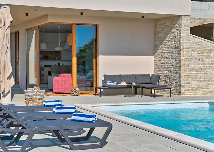 Roberta Zadarvillas Villa *