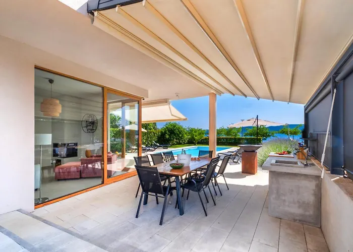 Roberta Zadarvillas Villa Turanj