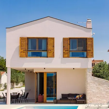 Roberta Zadarvillas Villa Turanj